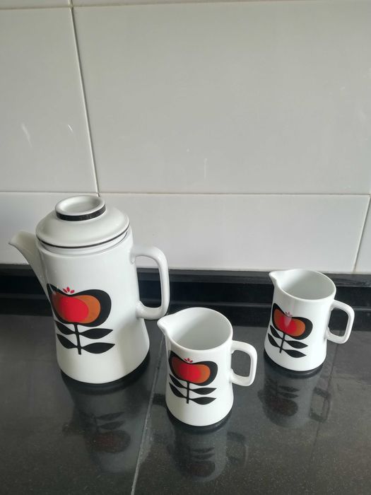 Cafeteira e leiteiras Spal, anos 80