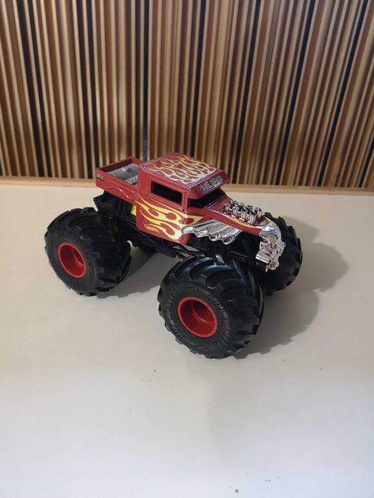 zabawka monster truck, gumowe koła, super odporny
