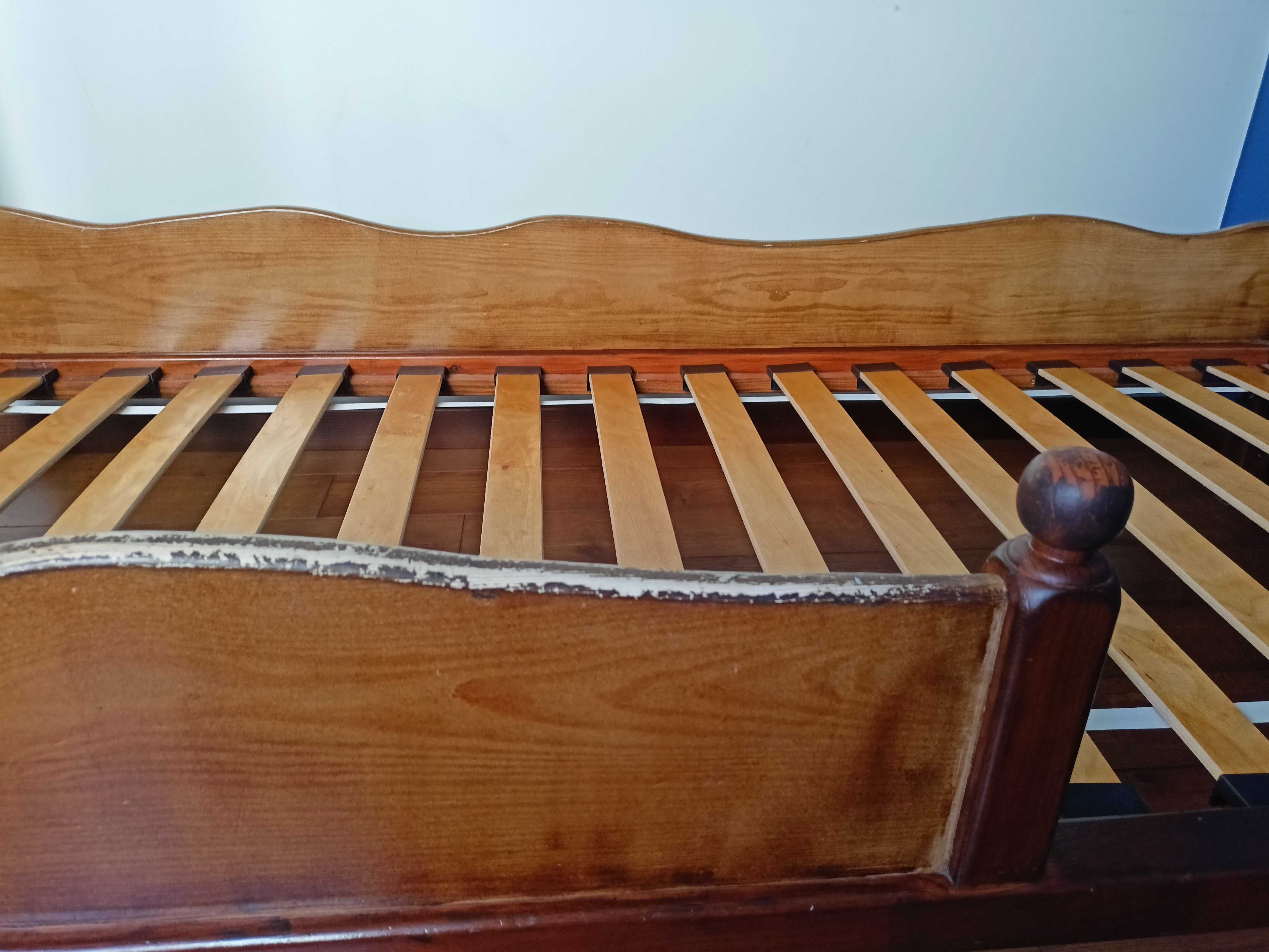 Łóżko domek, 180x80, stelaż, drewniane