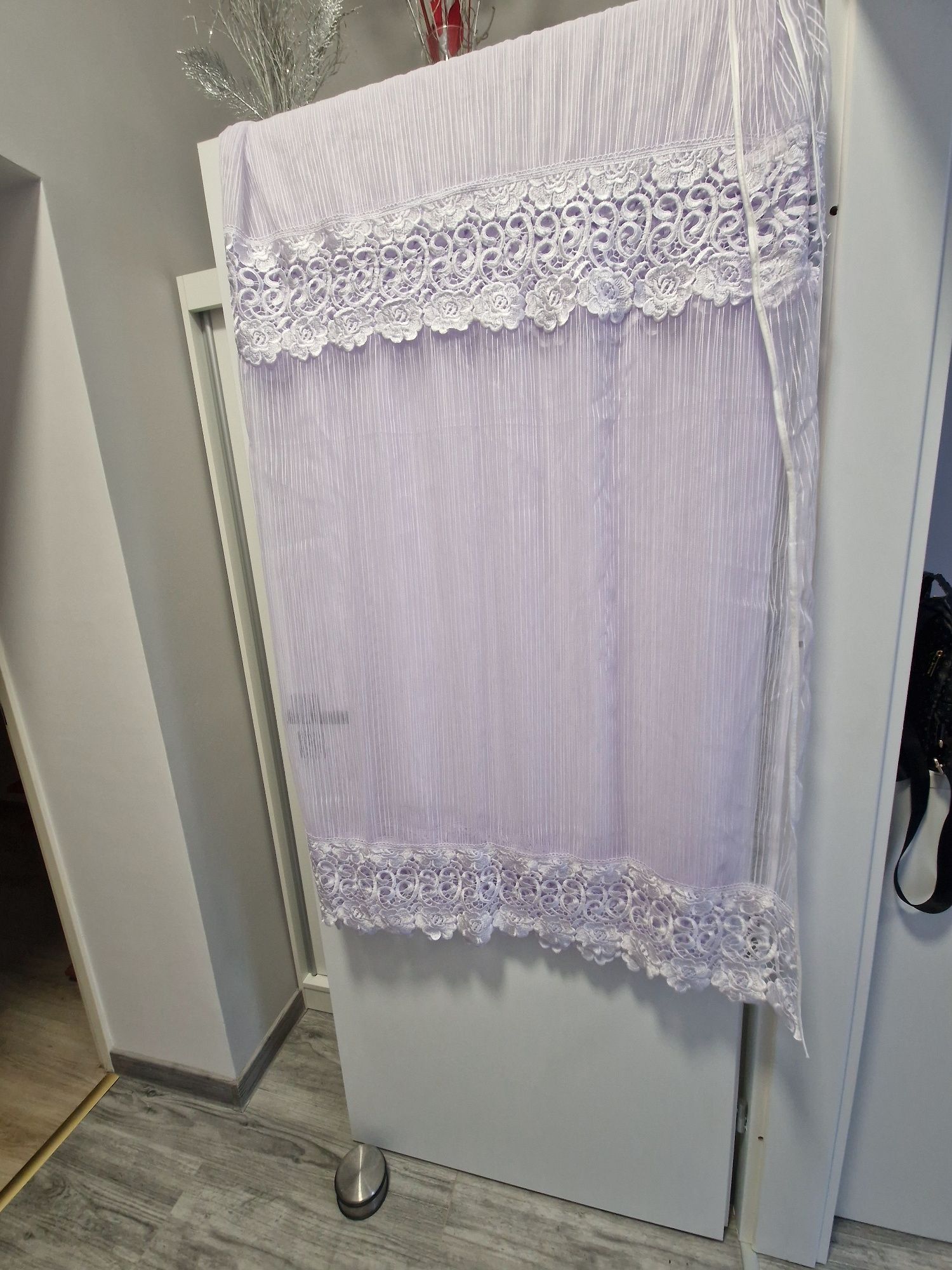 firanka biała z gipiurą