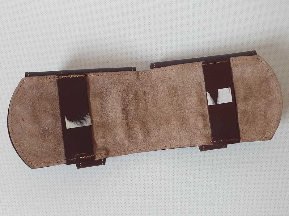 Bolsa Cartucheira horizontal para 10 munições de caça grossa 100% pele