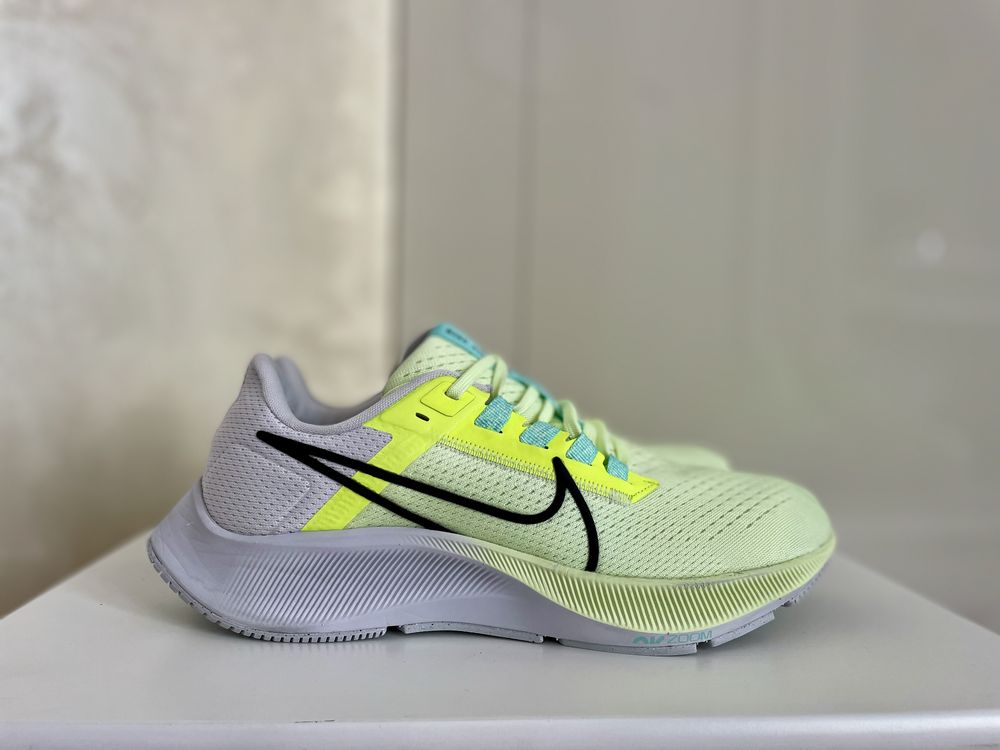 Кросівки Nike Air Zoom Pegasus 38