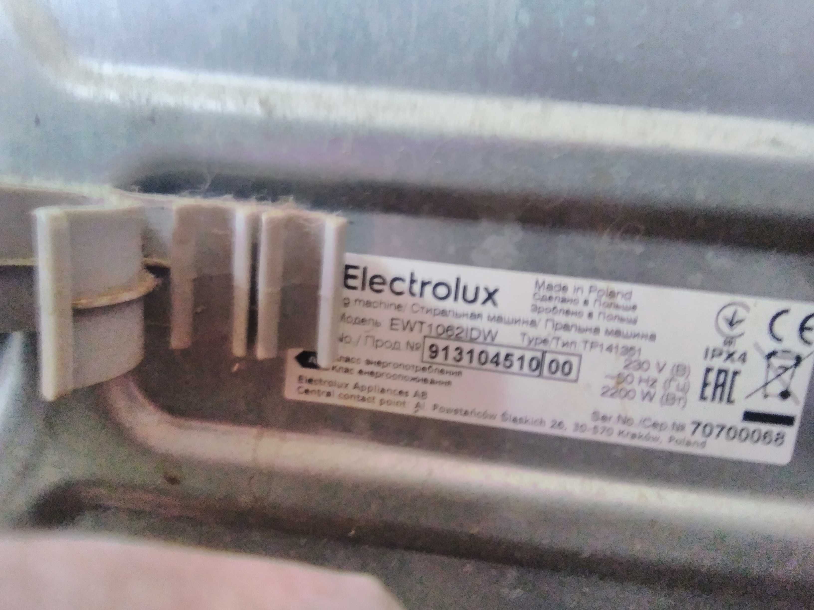 Стиральная машина Electrolux ewt1062