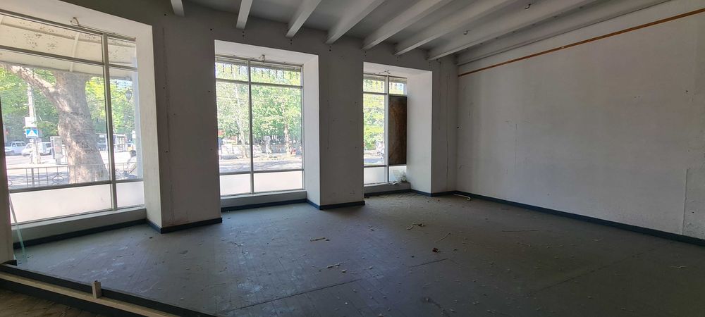 Оренда в ТОП локації. 455 кв.м. вул. Соборна