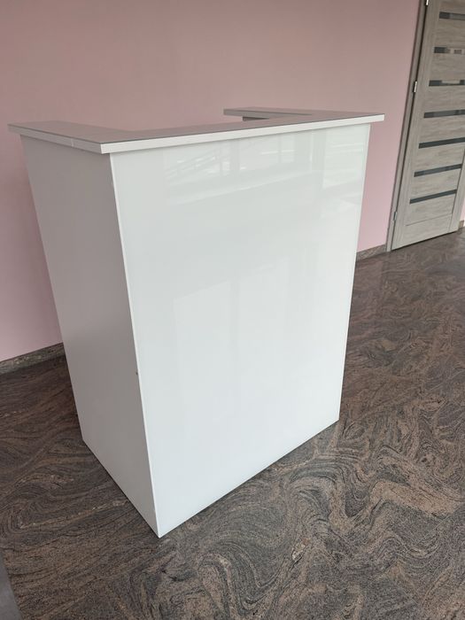 Lada sklepowa, lada recepcyjna