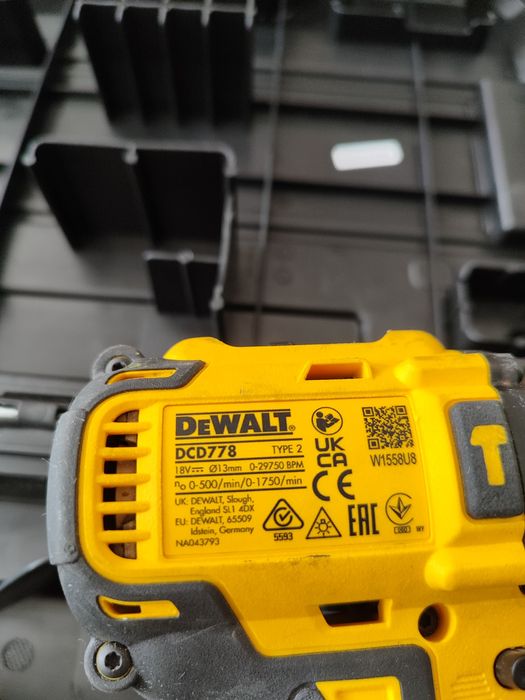 Wkrętarka udarowa DeWalt 18v+4ah, ładowarka, walizka