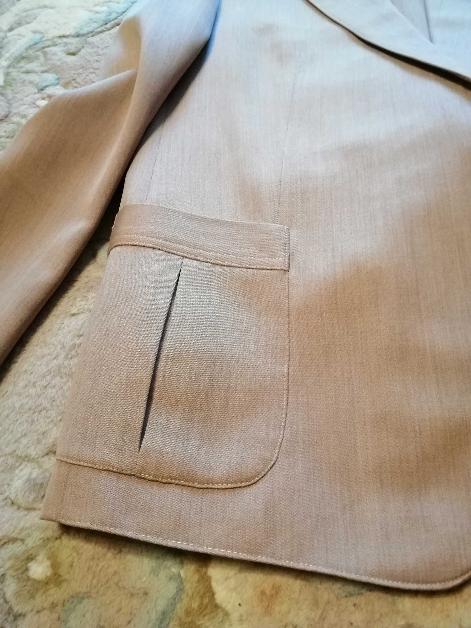 Garnitur męski szyty na miarę M / L