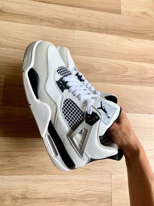 Buty damskie Trampk Jordan 4 Retro Military Black R.41