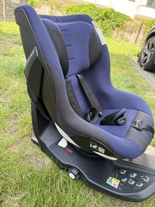 Fotelik samochodowy Jane Iconic 360 obrotowy 0-18 kg