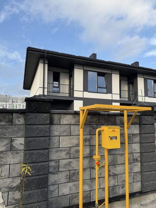 Продаж котеджу ,район Екватору.