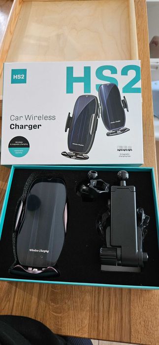 Uchwyt samochodowy z ładowarką