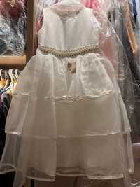 Biała długa suknia z szyfonu i ozdobnym pasem nowa 146/152