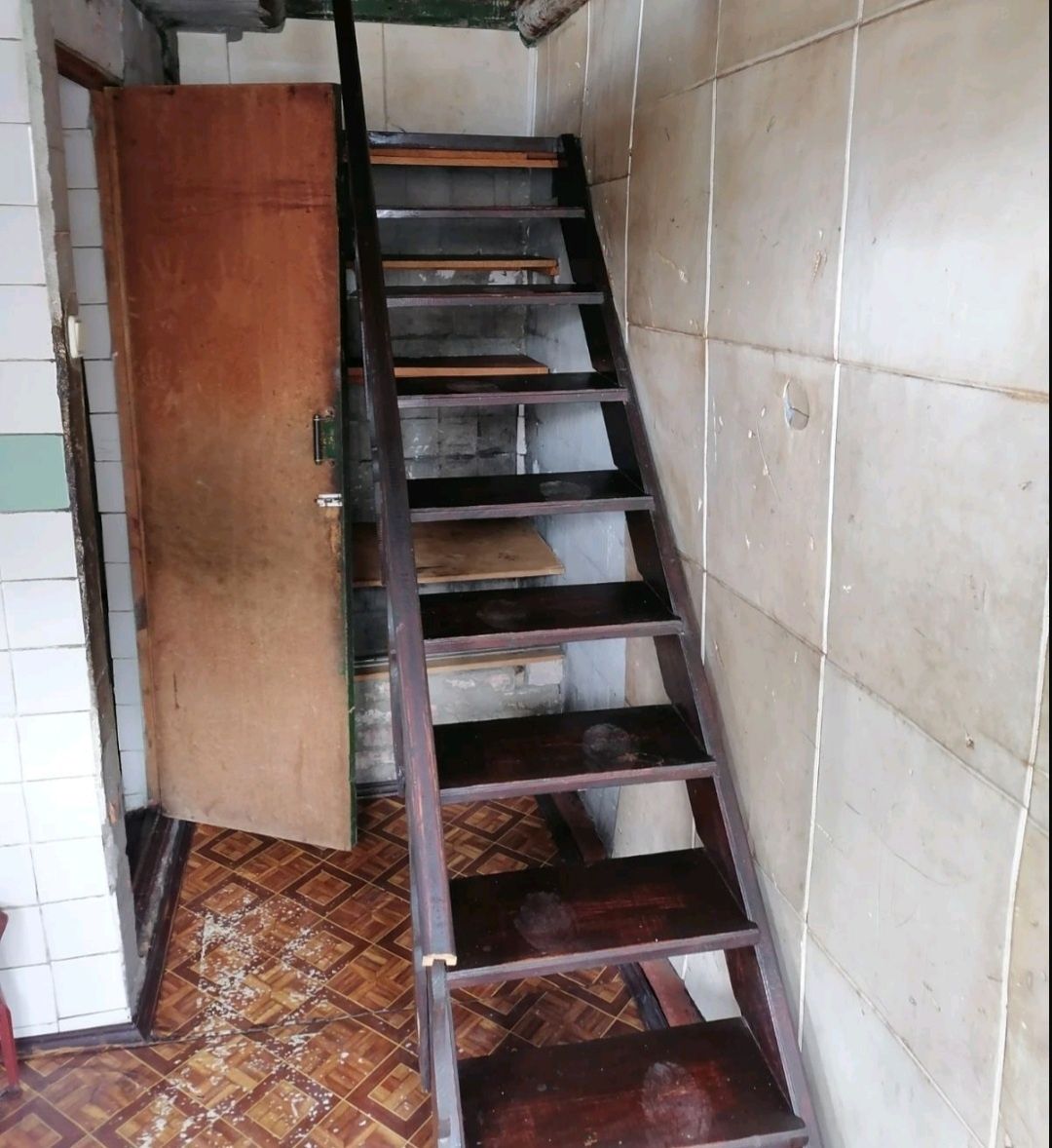 Частина будинку+літня кухня по Механічній, р-н Південного ринку і 70СШ