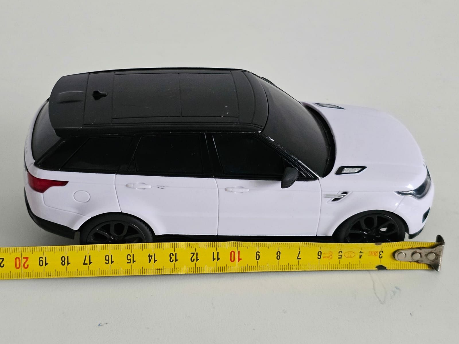 Range Rover Model Plastikowy 1:24


Do sprzedania posiadam  znakomite