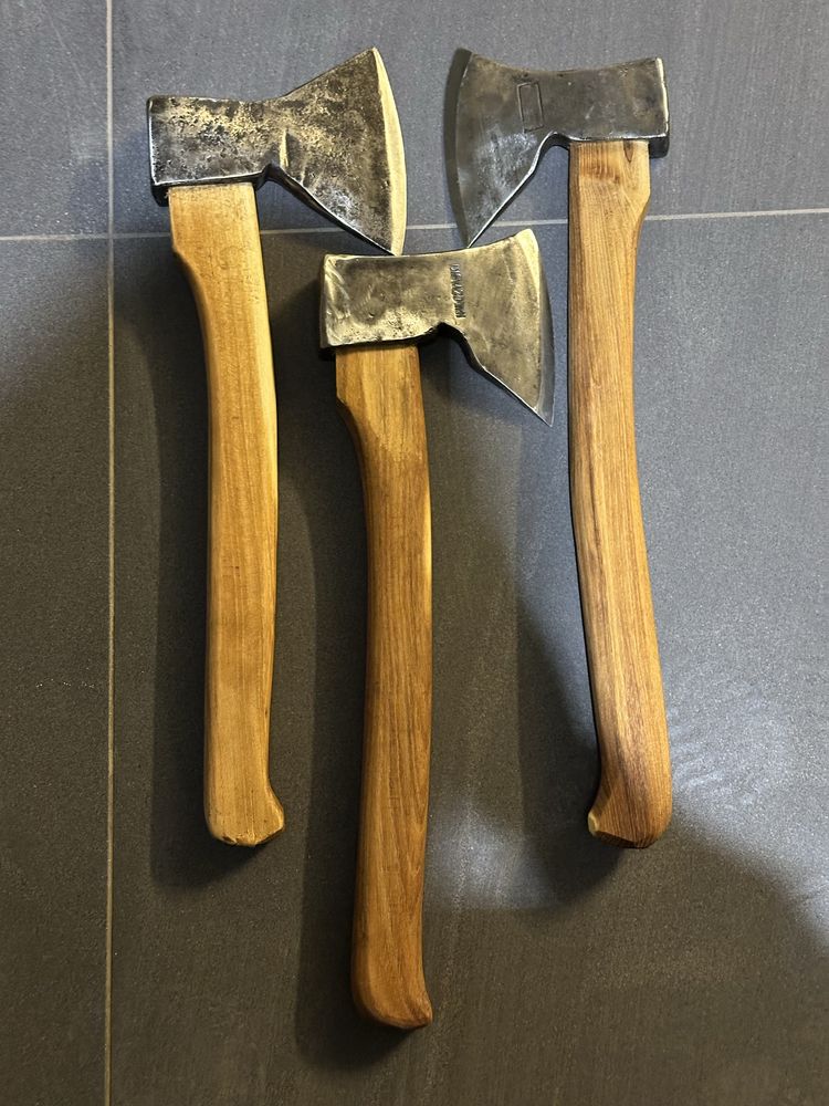 Stara siekiera kowala BUCZKA