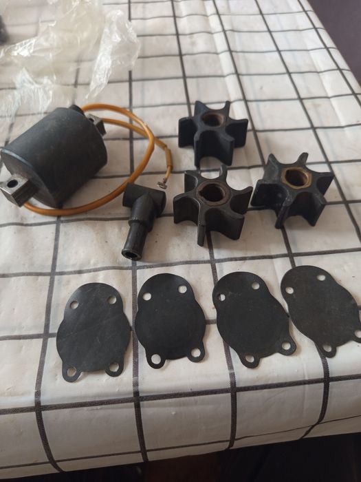 Запчастини до двигуна Вихр