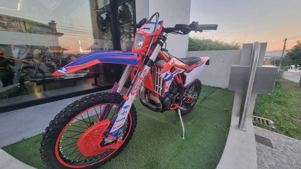 2024 Beta 300 Xtrainer