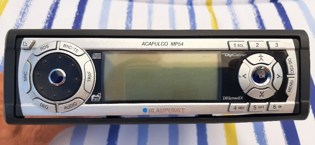 rádio do carro blaupunkt