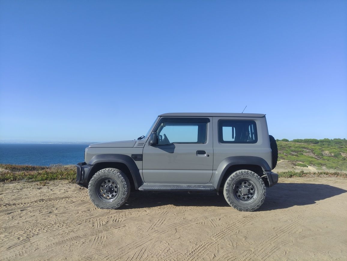 Jipe Suzuki Jimny 4 lugares 4x4 Allgrip