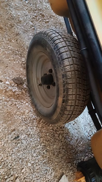 Pulverizador 200 litros
