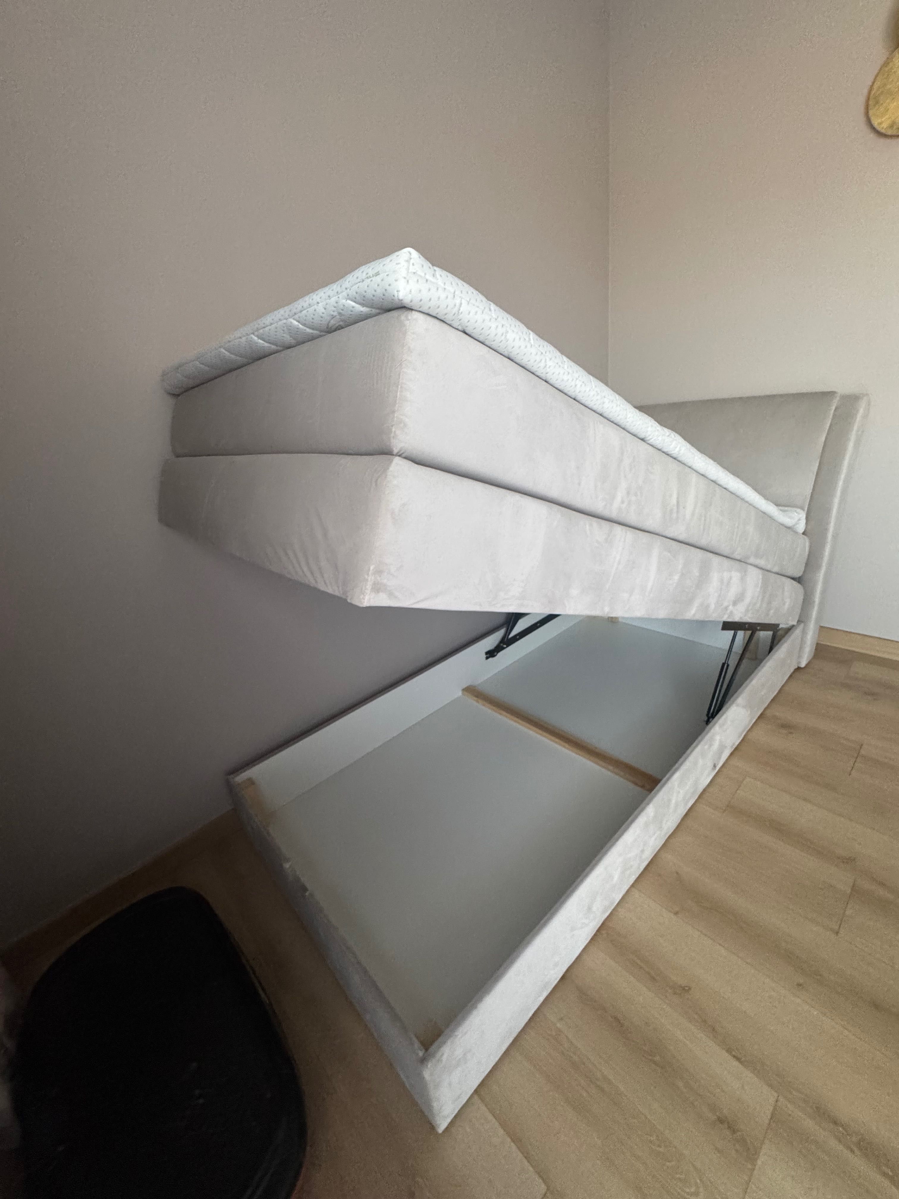 Sprzedam łóżko kontynentalne