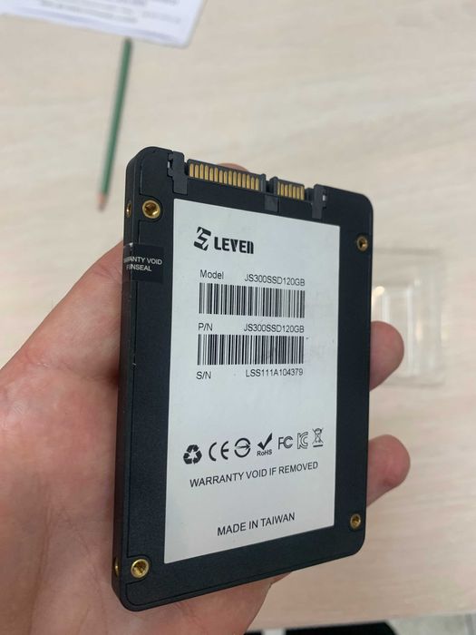 Накопичувач SSD 2.5" 120 GB LEVEN (JS300SSD120GB) - 2 штуки є