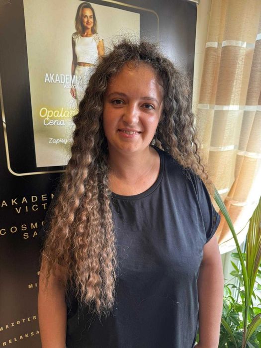 Przedłużanie włosów - Afroloki, Fale, Proste włosy. SMS