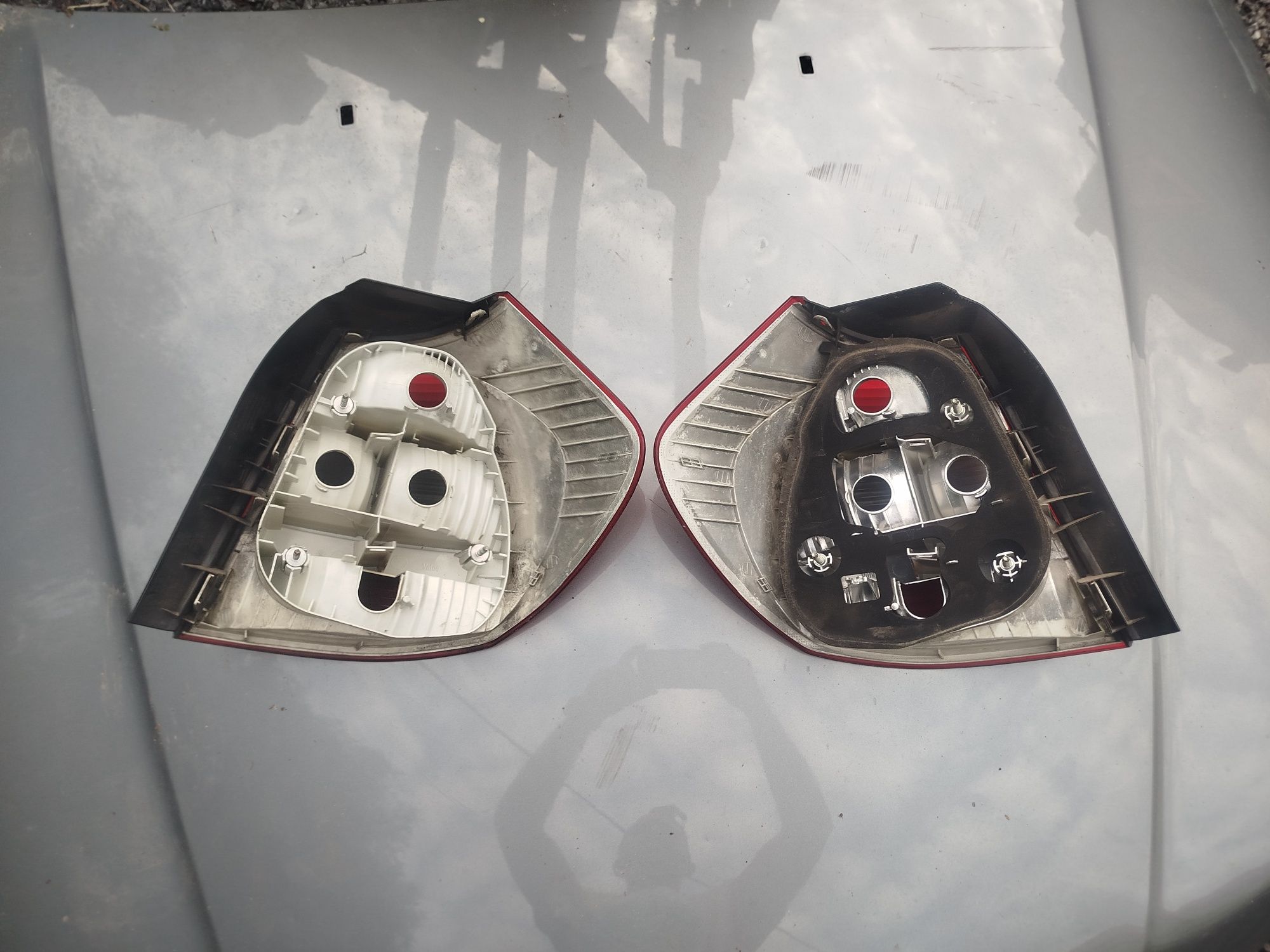 Lampy tył kratka nerka BMW e87