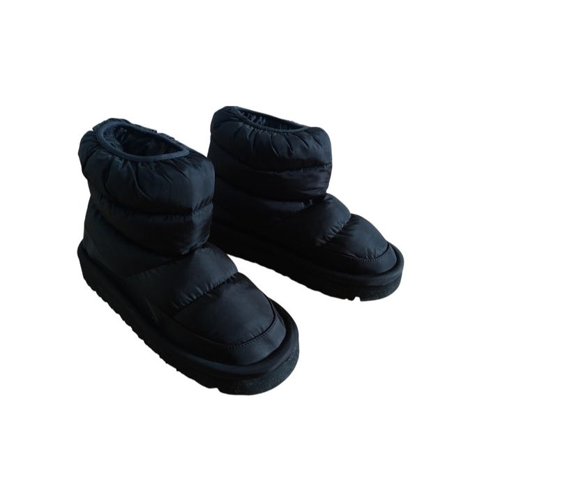 Markowe nowe śniegowce DeeZee r 37 czarne ocieplane kozaki na zimę