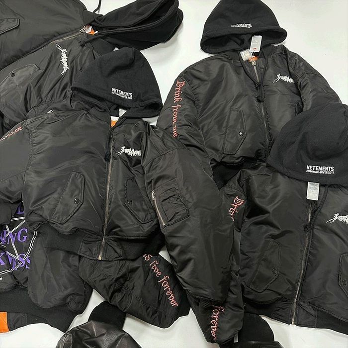 Бомбер VETEMENTS Total Fucking Darkness (В Наличии)