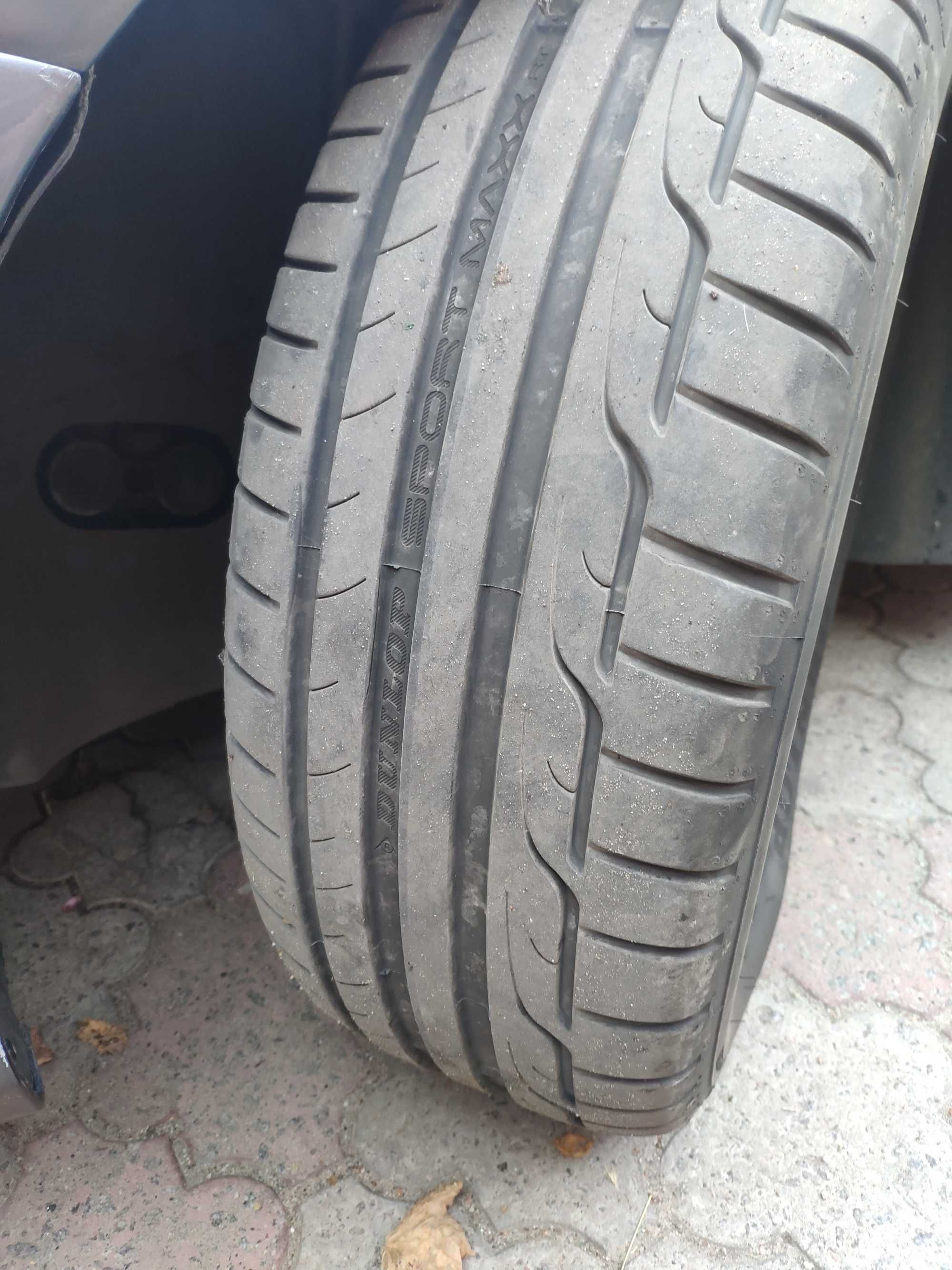 Шины 215/55/16 лето Dunlop Sport Maxx