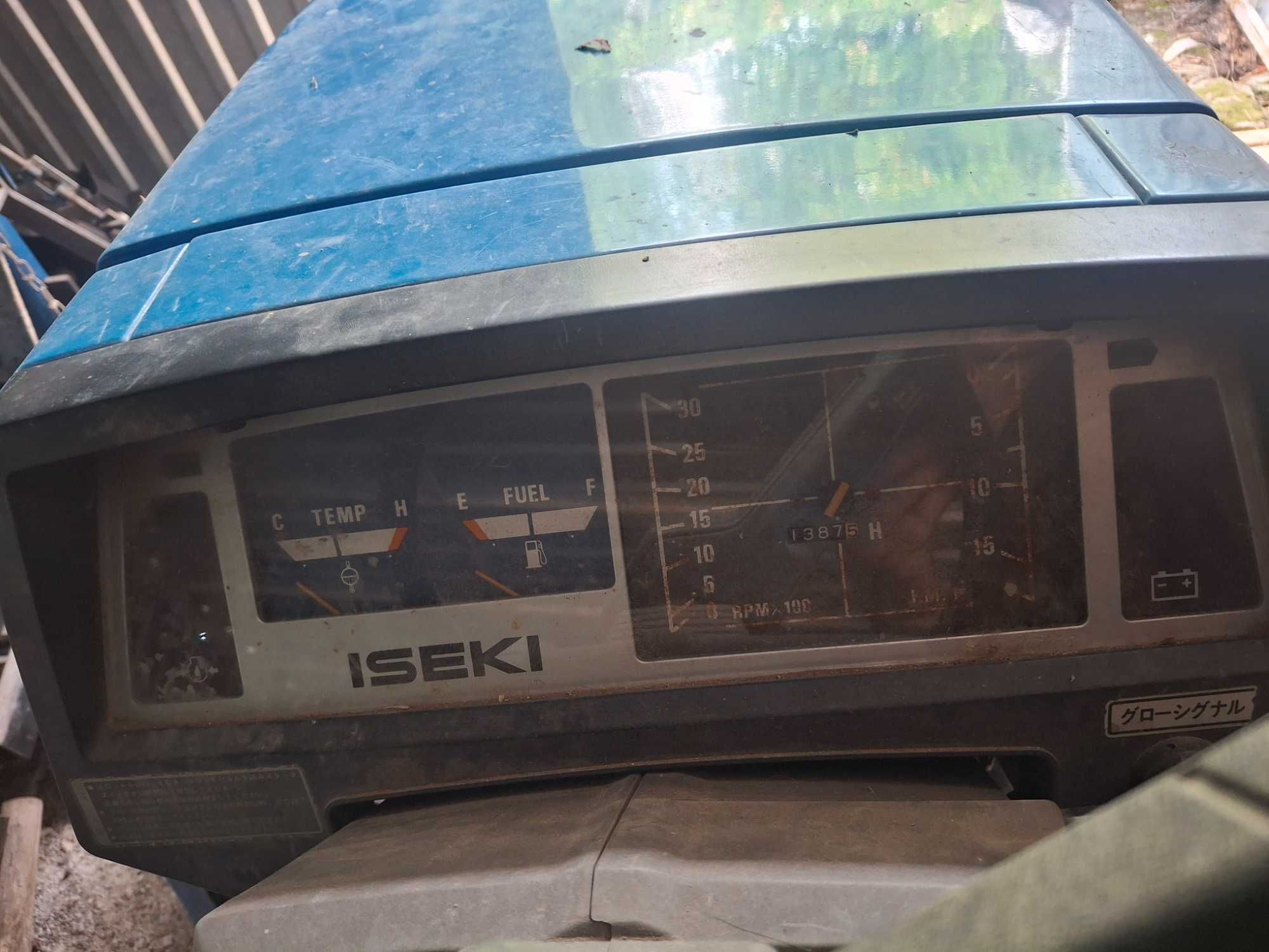 Японський  трактор Ісекі TU 225