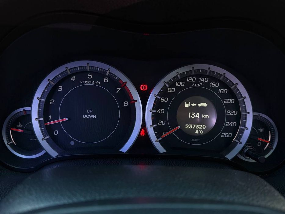 Honda Accord 8, 2008 року, 2.0 газ/бензин, механіка 6-ступка, привід,