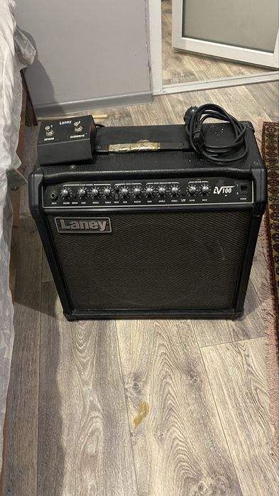 Гітарний комбопідсилювач Laney LV-100