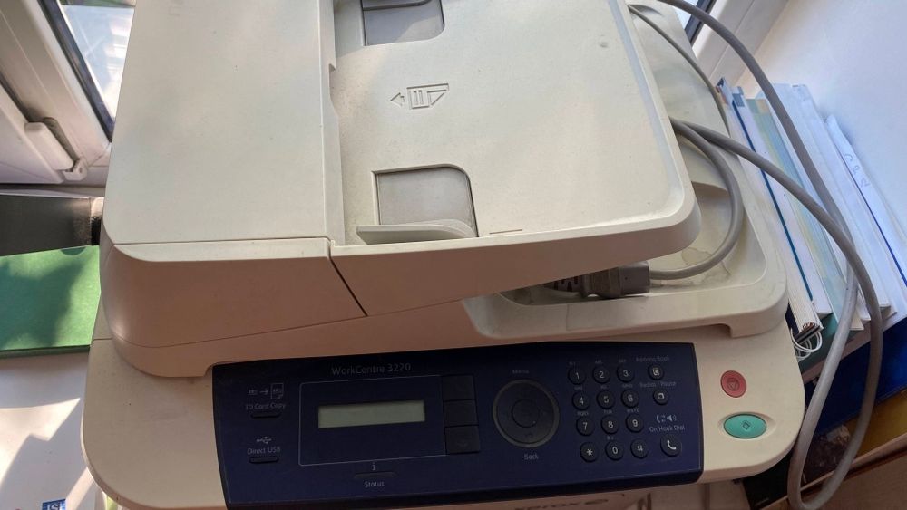 Чорно-білий принтер Xerox WorkCentre 3220