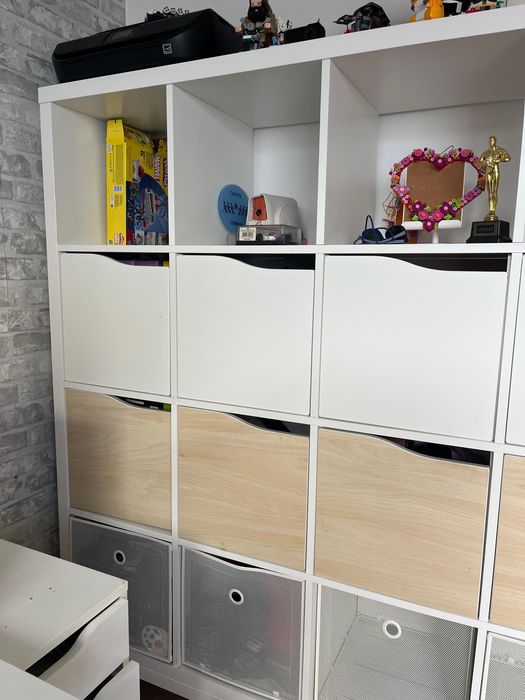 Móvel ikea estande kallax com pés e portas