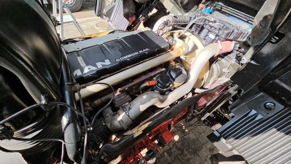 Шасі MAN TGS 26.440 під кран маніпулятор чи лісовоз кузов 5.6м 6х4