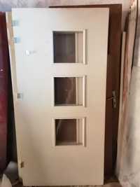 drzwi białe z naświetlem 211cm same drzwi 101cm