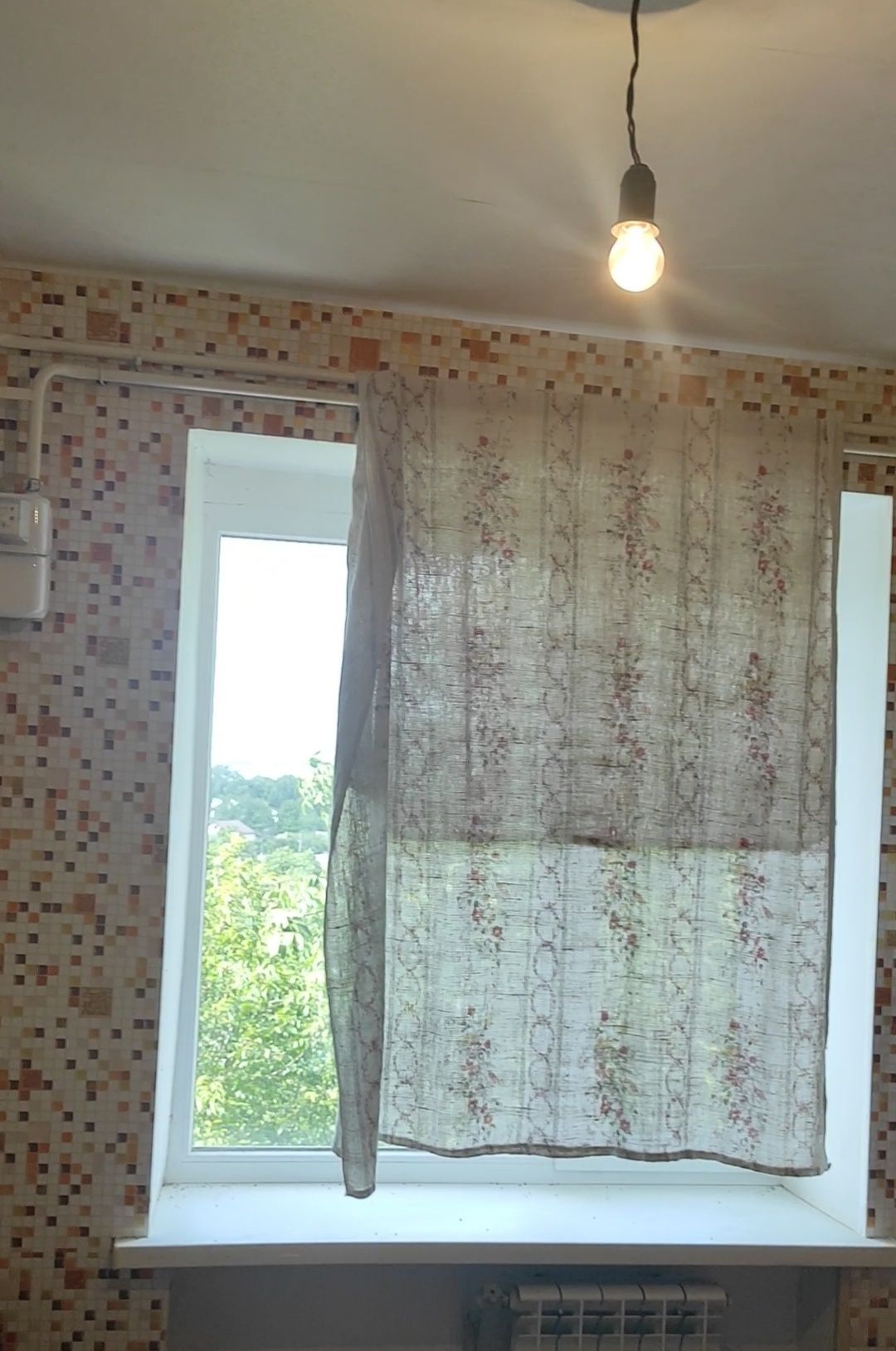 Продам 2 кімнатну з АГО,5/9