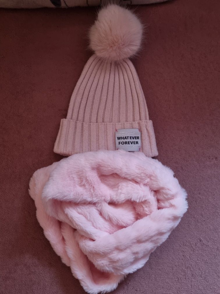 Śliczny zestaw zimowy dla dziewczynki:czapka+komin h&m r.92/104