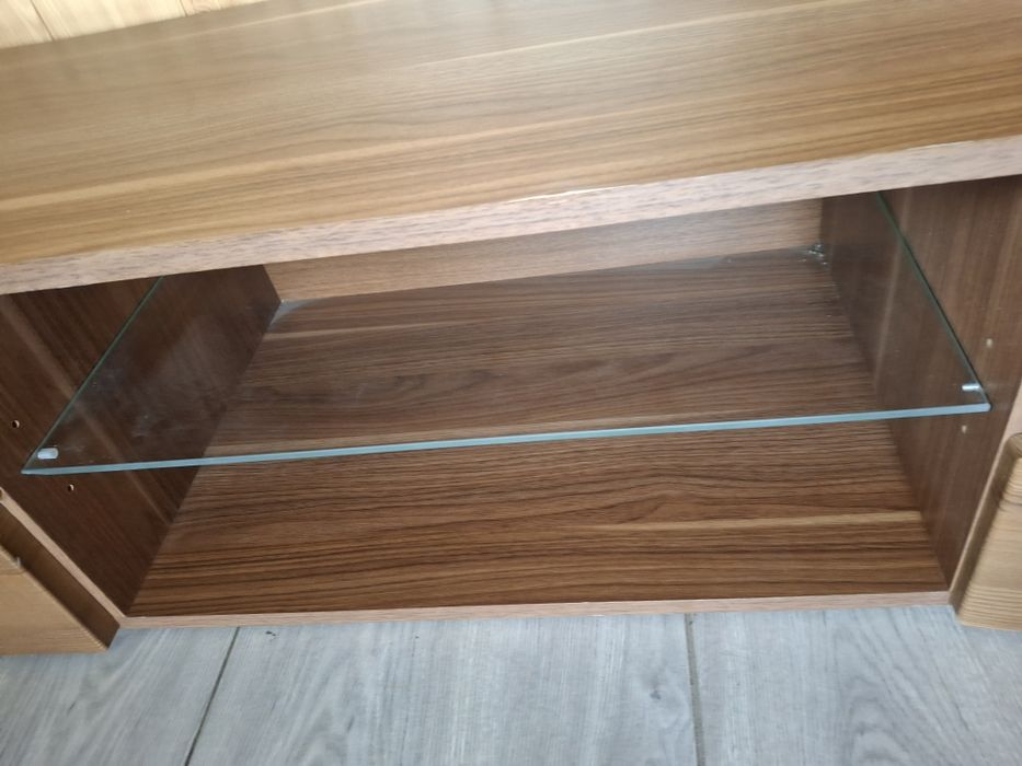 Wójcik COVA szafka rtv i dwie półki wiszące