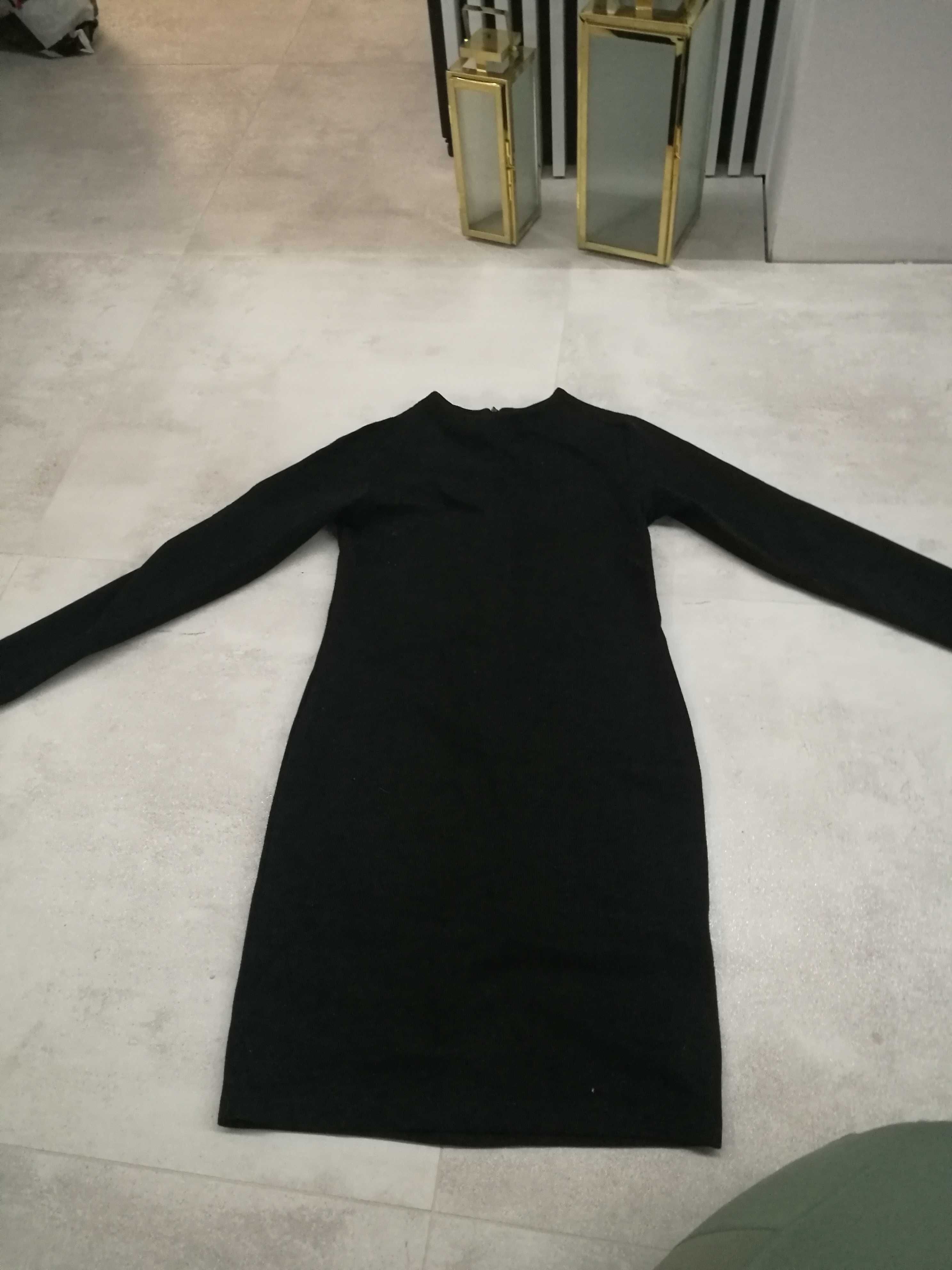 Sukienka czarny na długi rękaw