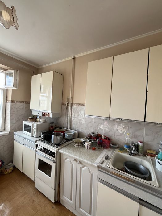 Кімната в двокімнатній