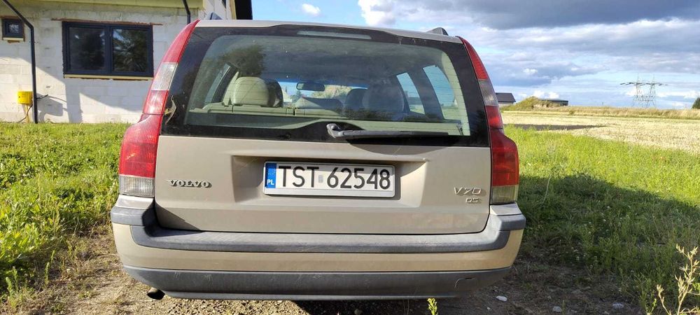 Volvo V70 2.4 D5 163 KM Diesel 2003. Salon Polska