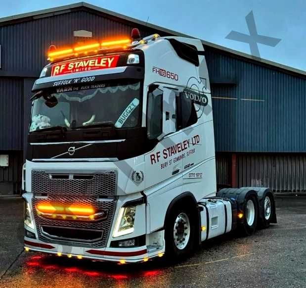 Orurowanie pod zderzak VOLVO FH4 / FH5 oświetlenie led