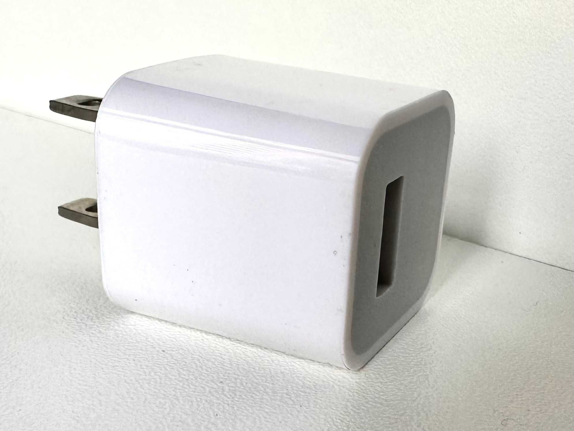 Блок зарядки  Apple USB Power Adapter, вилка US (1 A)