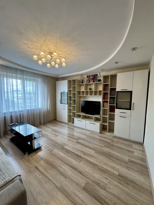 Оренда 2 кімнатної квартири Олександра Поля 59