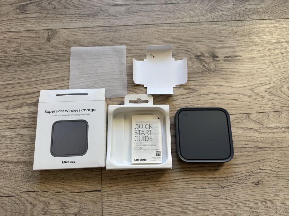 Ładowarka indukcyjna bezprzewodowa Samsung EP-P2400 Wireless charger