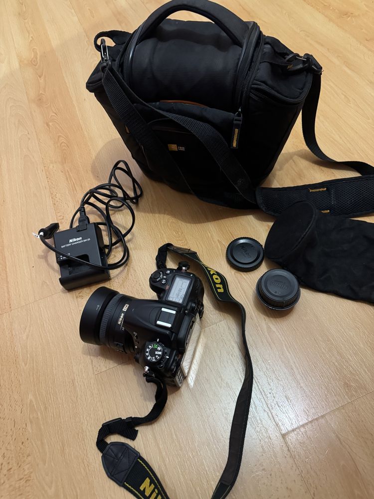 фотоапарат Nikon D7000 + обʼєктив 35mm + сумка та 2 карти памʼяті