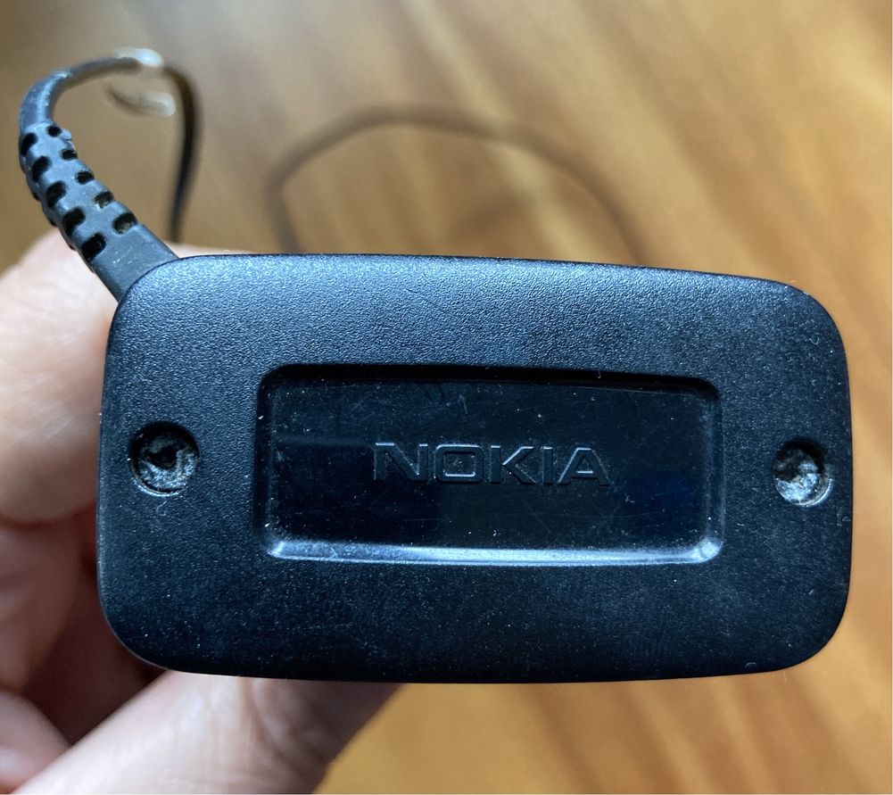 Carregador NOKIA para telemóvel